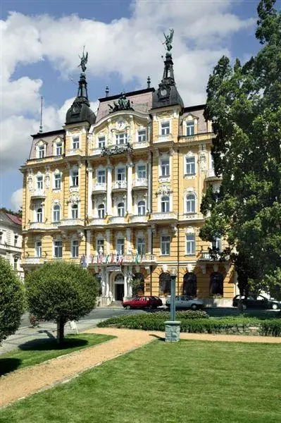 Pacifik Ensana Health Spa Hotel